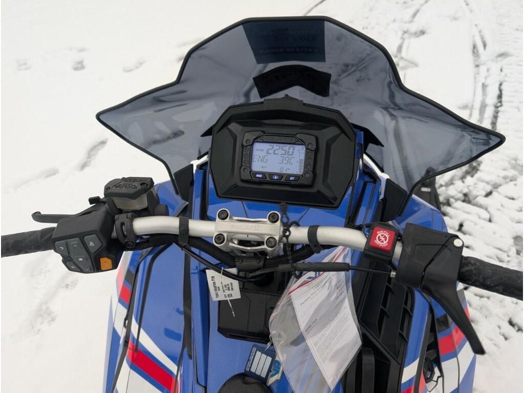 Polaris 850 Switchback XC 146 2024 à vendre