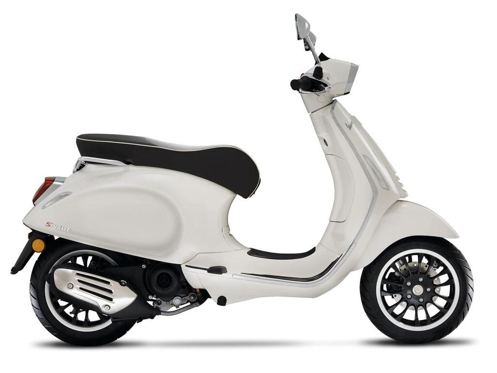 Vespa Sprint 50 ***LIQUIDATION*** 2020
