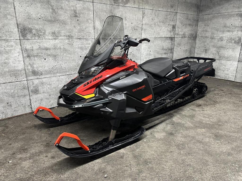Ski-Doo SKANDIC WT 600 EFI 2021 à vendre