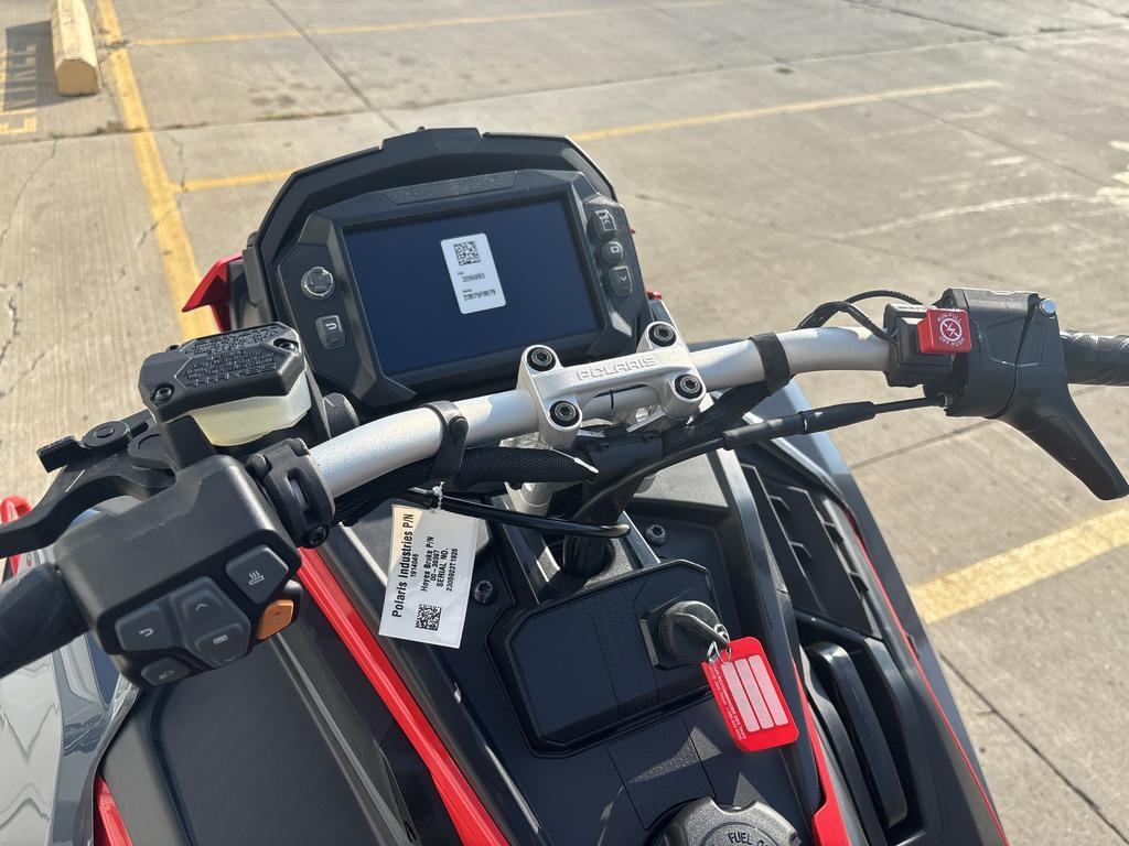 Polaris 850 INDY XC 137 2024 à vendre