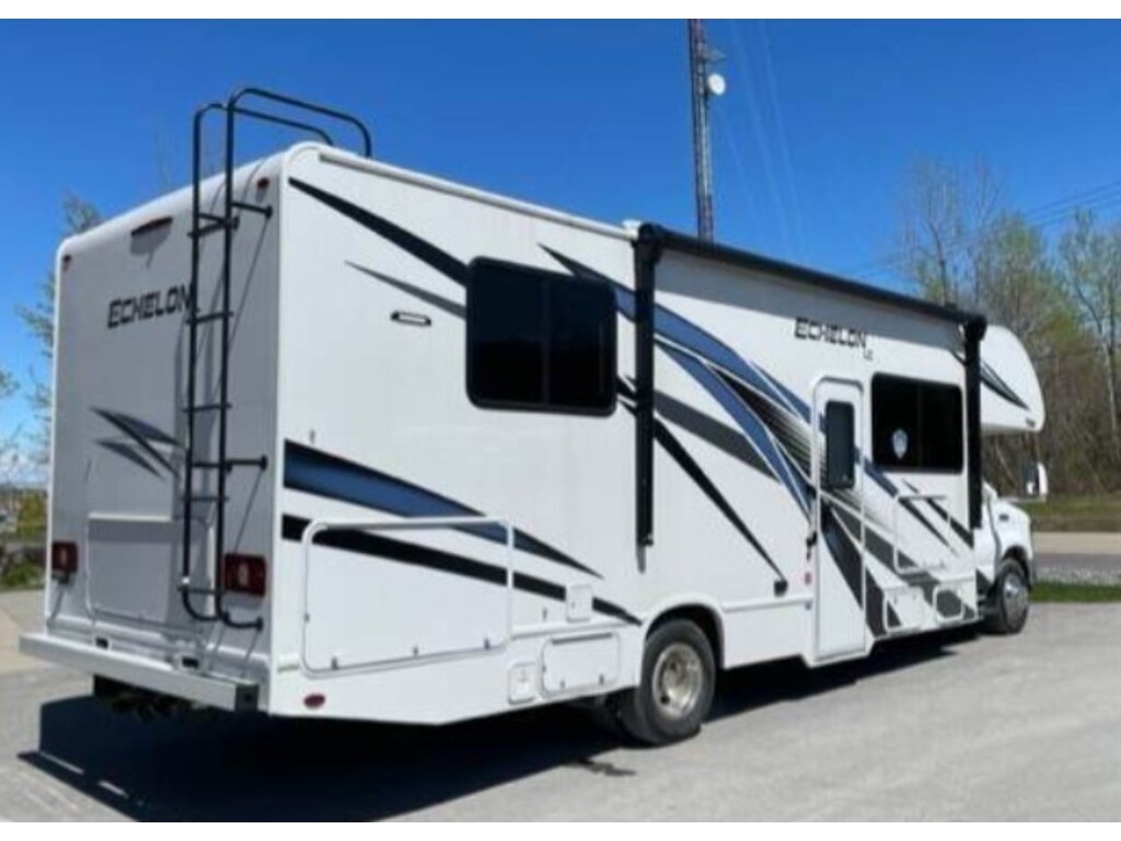 Thor Motor Coach Echelon LC28 ESSENCE 2025 à vendre