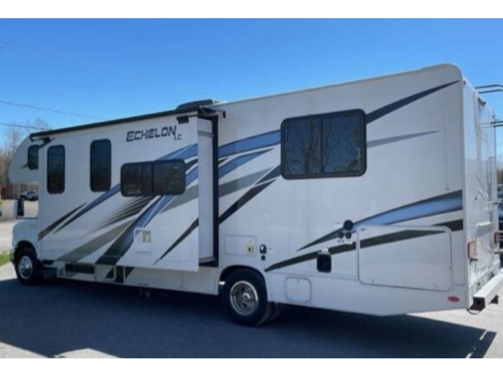 Thor Motor Coach Echelon LC28 ESSENCE 2025 à vendre