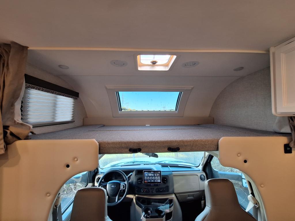 Thor Motor Coach Echelon LC28 ESSENCE 2025 à vendre