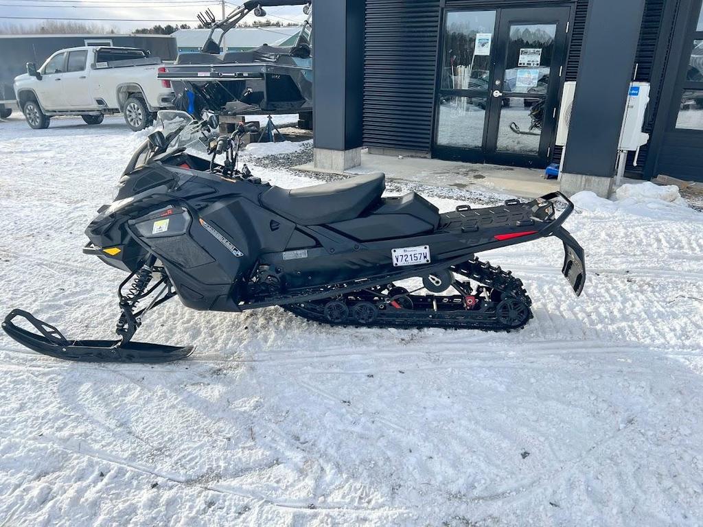 Ski-Doo MOTONEIGE 2024 2024 à vendre