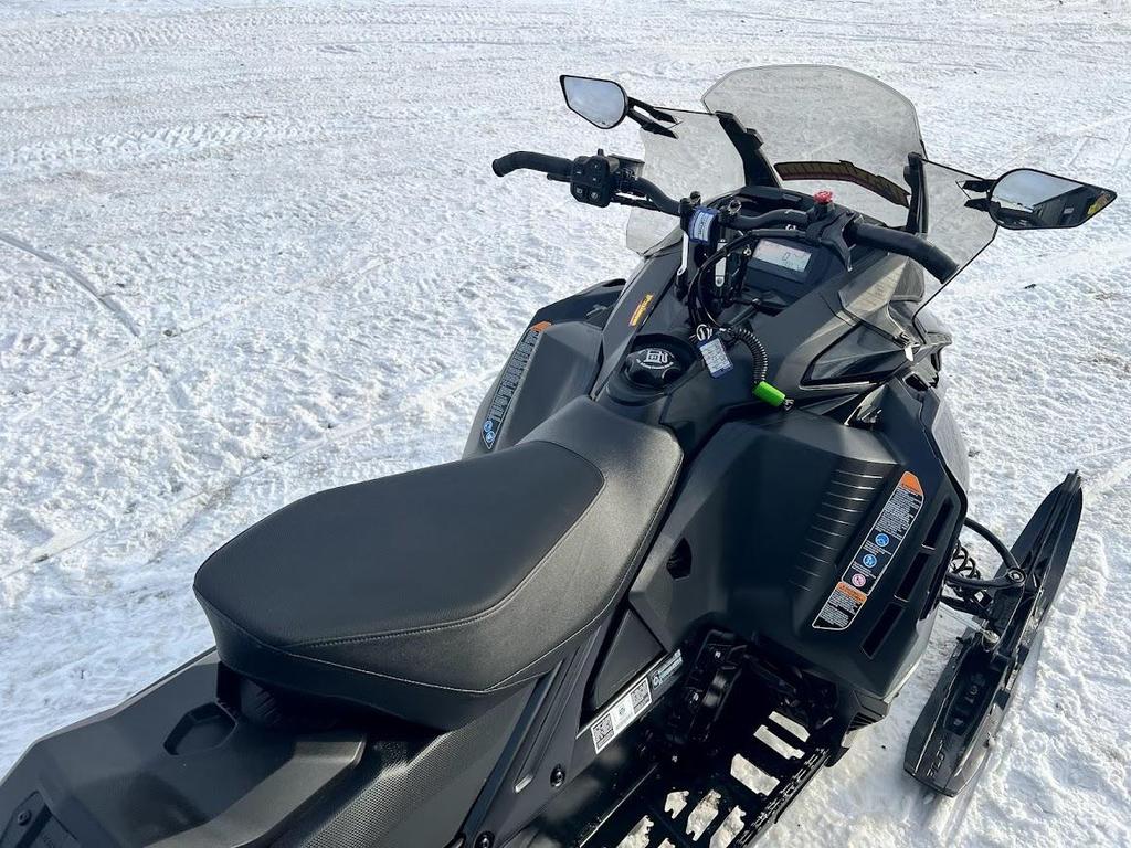 Ski-Doo MOTONEIGE 2024 2024 à vendre