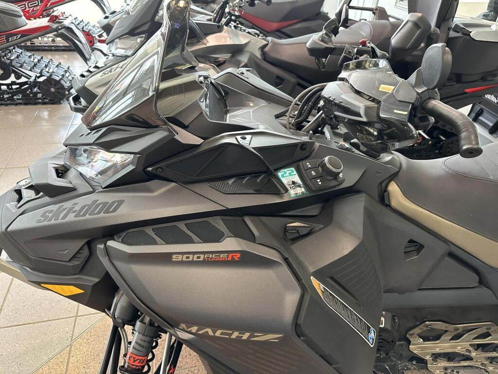 Ski-Doo MACH Z 900 ACE TURBO 2022 à vendre