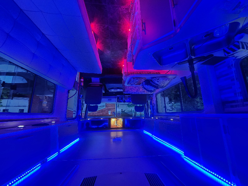 Superbe VR Vintage de Winnebago à vendre