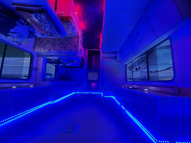 Superbe VR Vintage de Winnebago à vendre