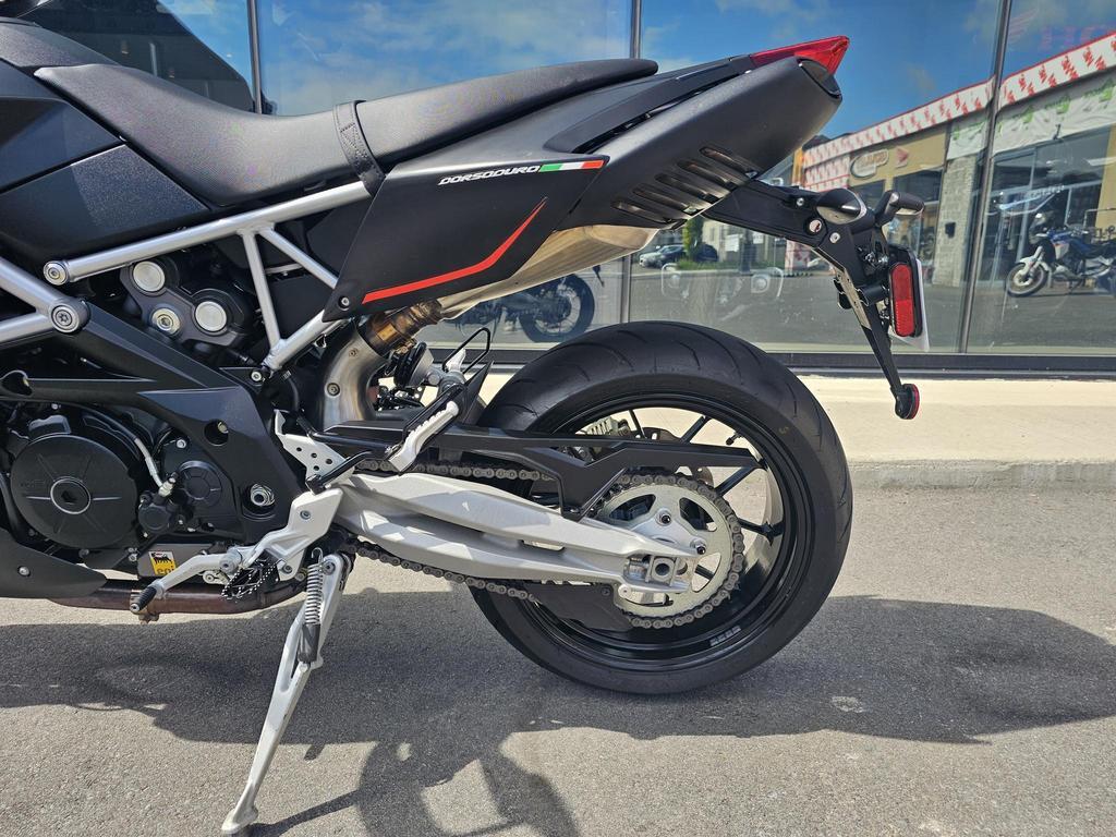 Aprilia Dorsoduro 750 2014 à vendre
