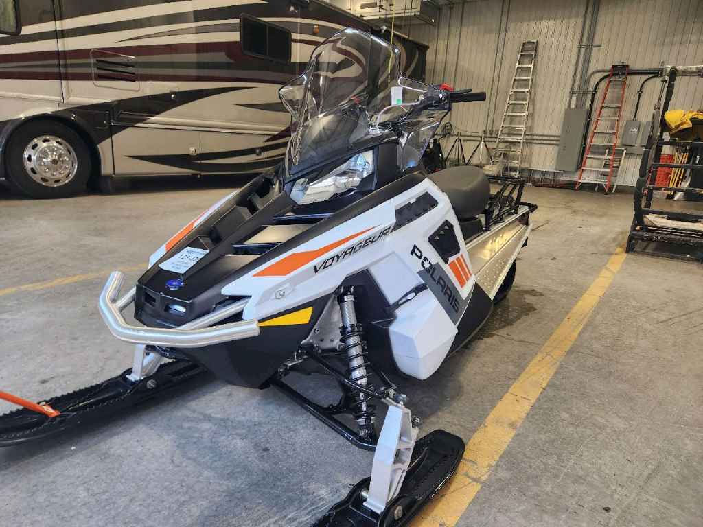 Polaris 550 Voyageur 144 ES 2024 à vendre
