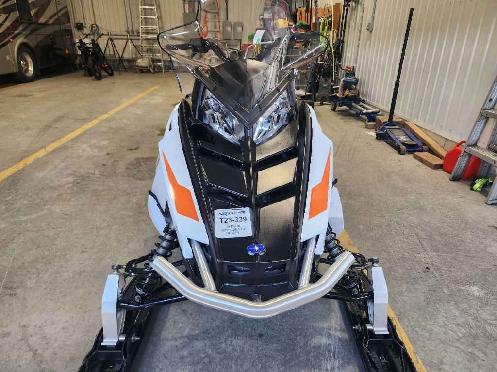 Polaris 550 Voyageur 144 ES 2024 à vendre