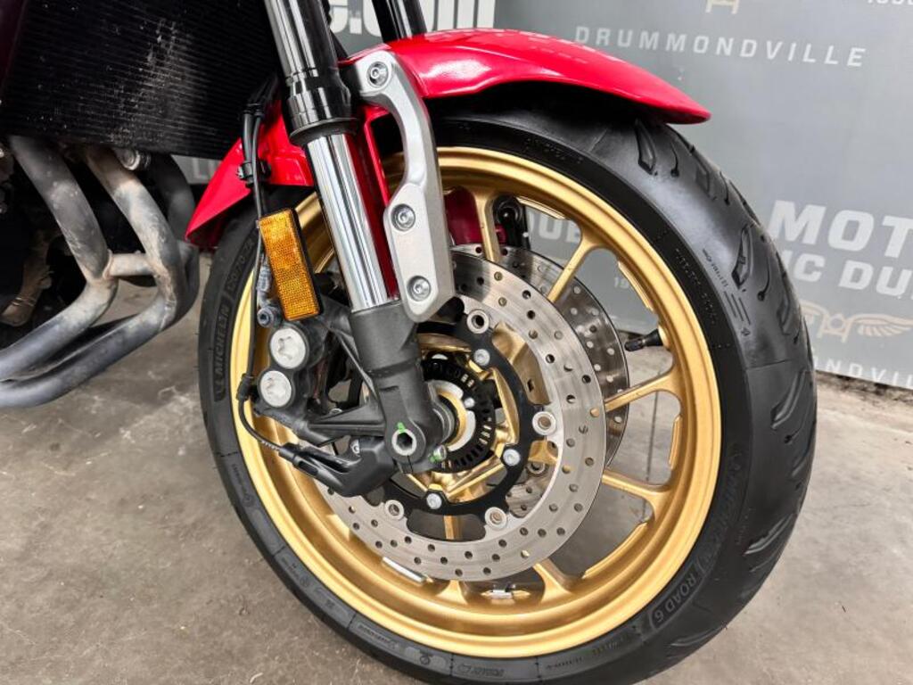 Yamaha XSR900 2021 à vendre