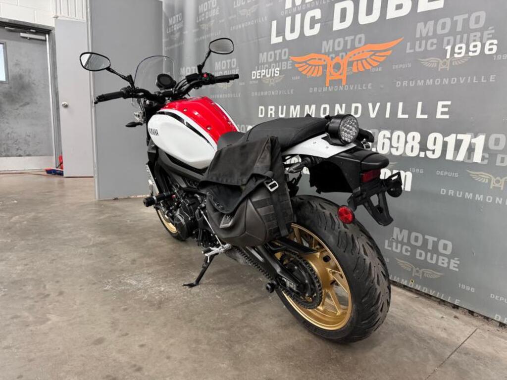 Yamaha XSR900 2021 à vendre