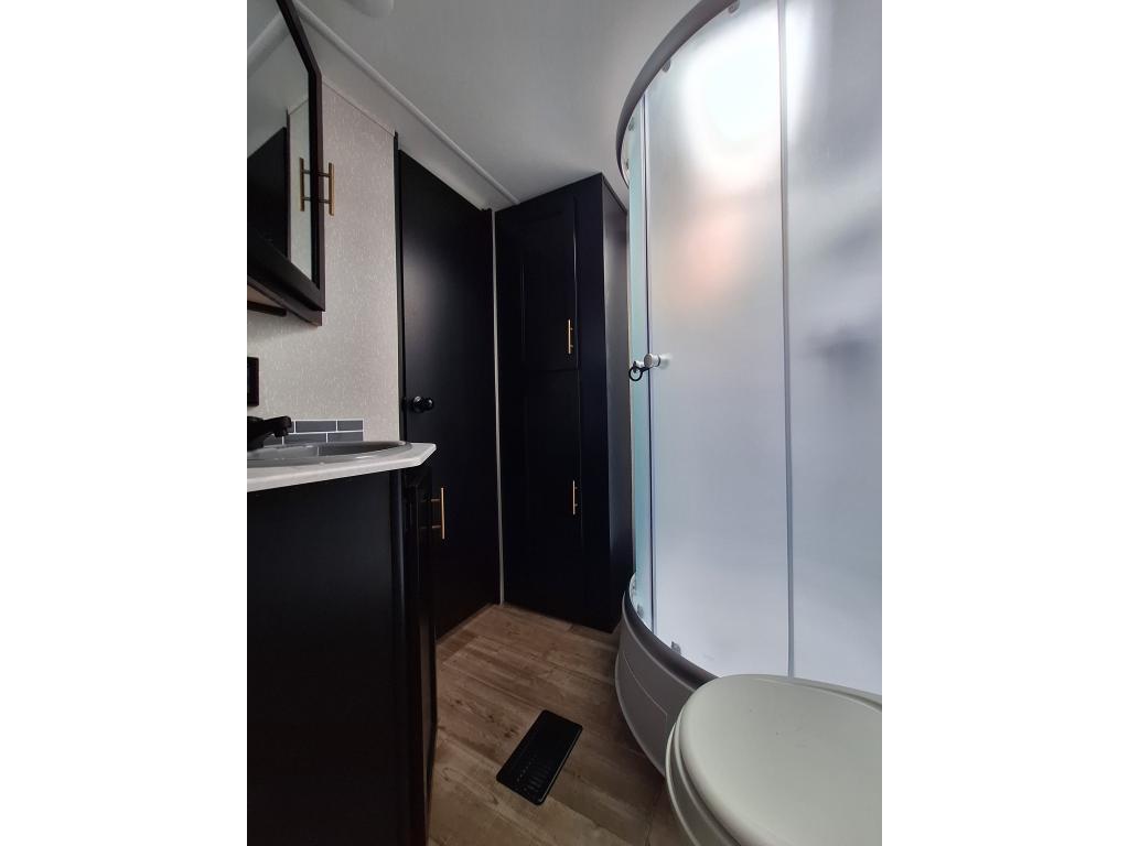 Forest River Cherokee 294RR CARGO 2022 à vendre