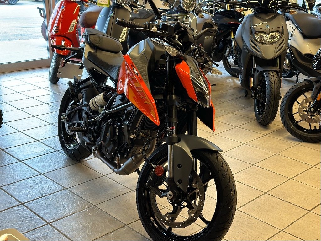 KTM 250 DUKE 2024 à vendre