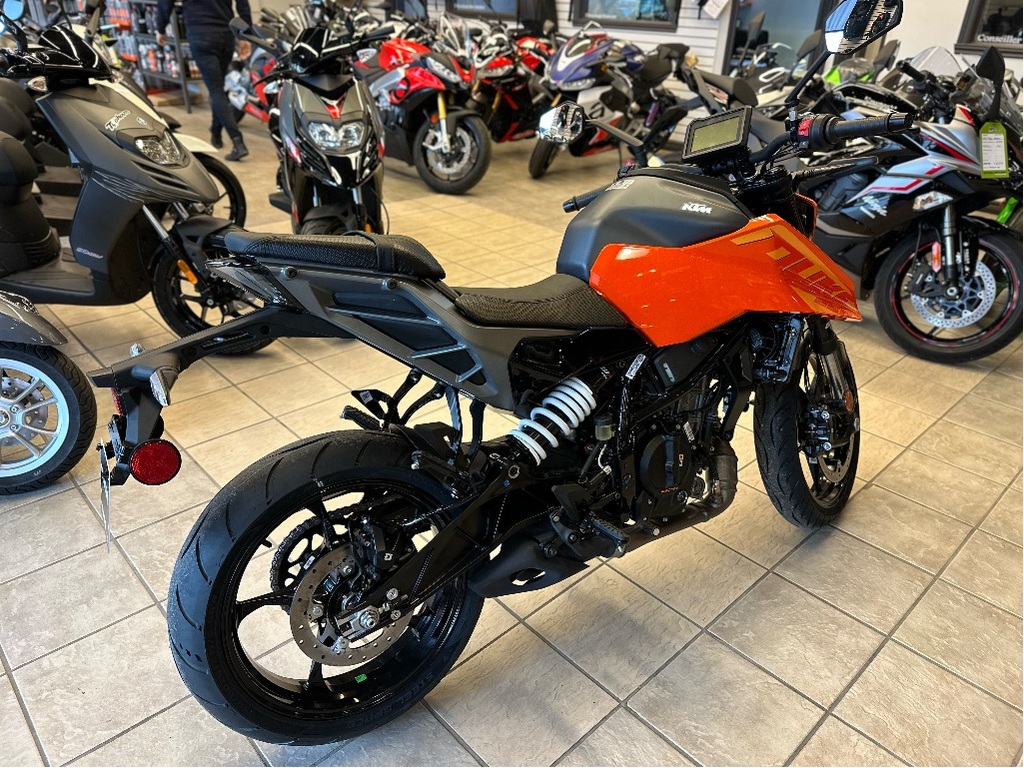 KTM 250 DUKE 2024 à vendre