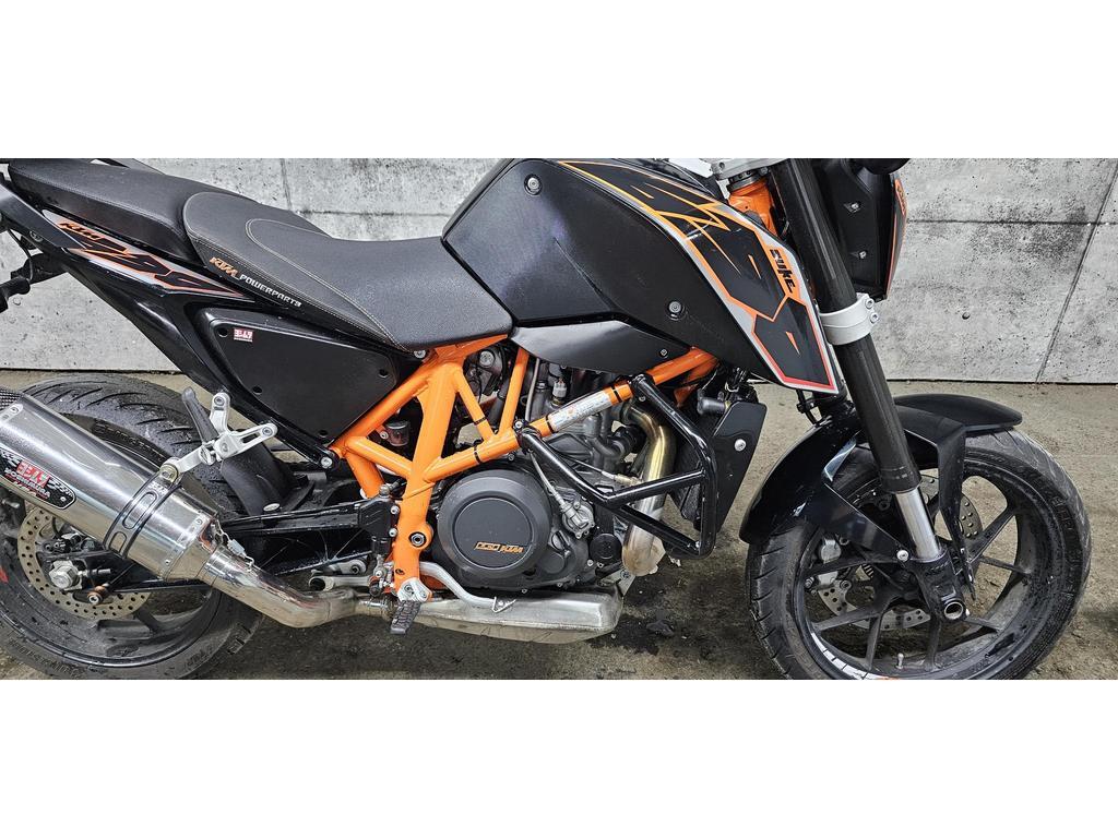 KTM Duke 690 2015 à vendre