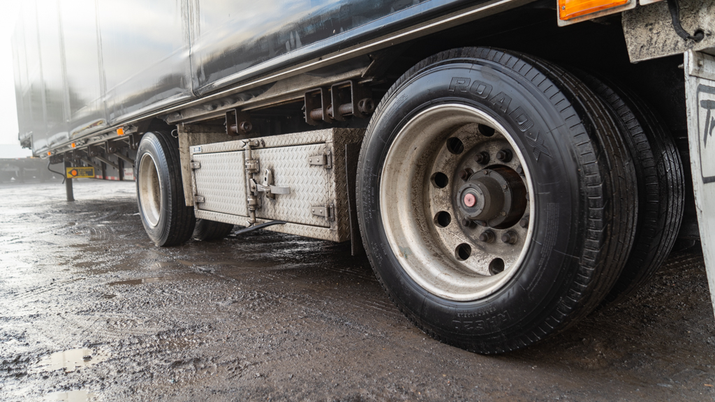 TRANSCRAFT 48' ROLLING TARP COMBO STEPDECK 2008 à vendre