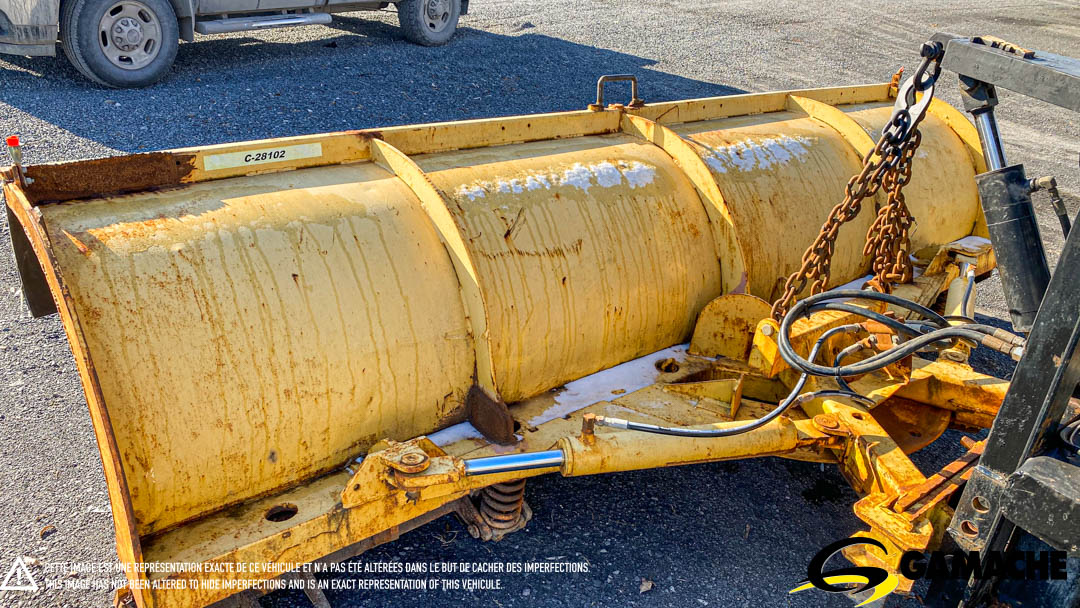 INTERNATIONAL 4900 SNOW PLOW / PLOW TRUCK 1991 à vendre