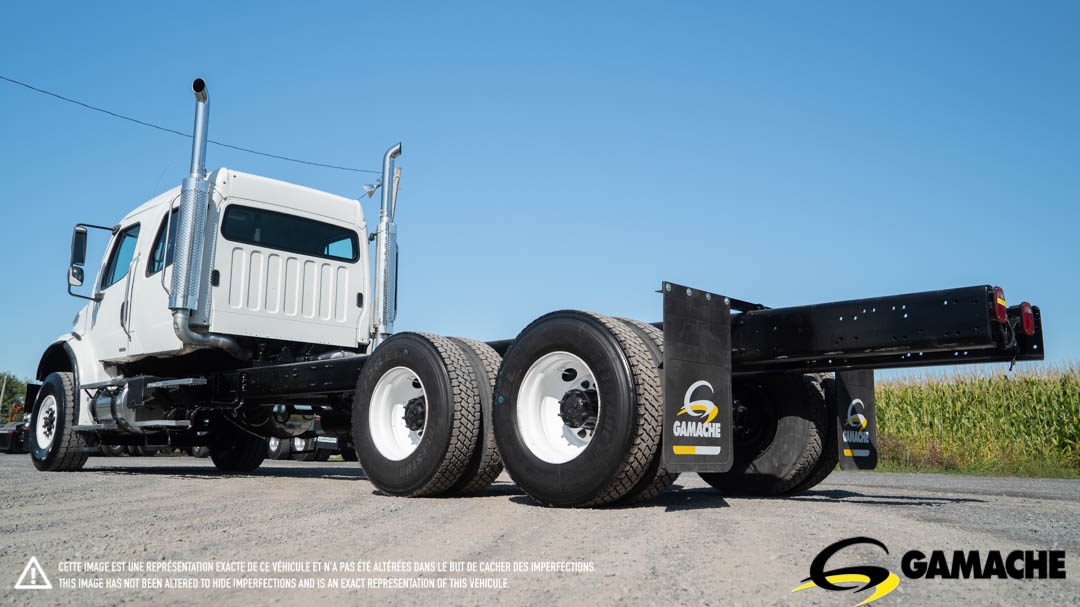 FREIGHTLINER M2 112 CAB & CHASSIS 2005 à vendre