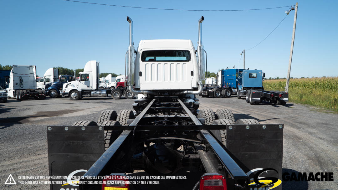 FREIGHTLINER M2 112 CAB & CHASSIS 2005 à vendre