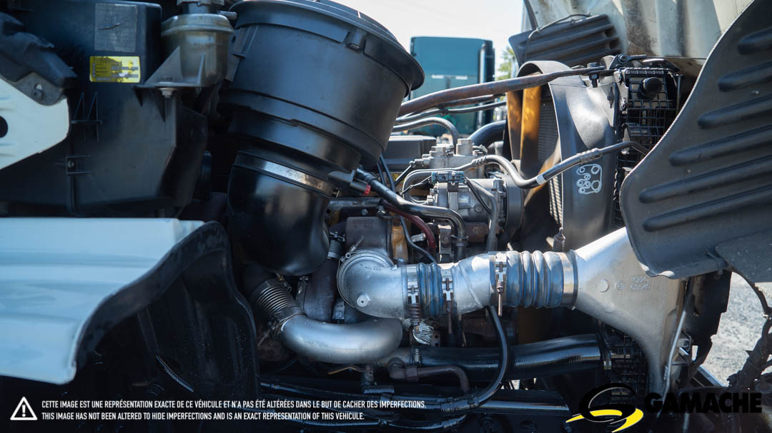 FREIGHTLINER M2 112 CAB & CHASSIS 2005 à vendre