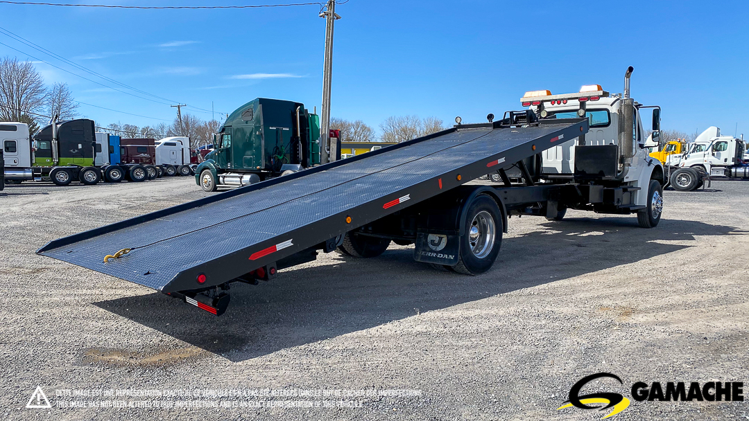FREIGHTLINER M2 106 TOW TRUCK 2007 à vendre