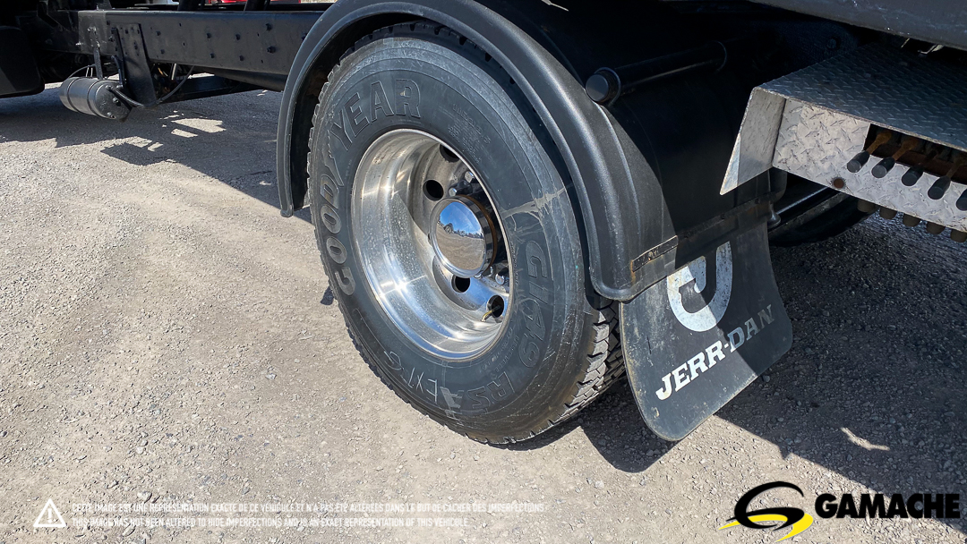 FREIGHTLINER M2 106 TOW TRUCK 2007 à vendre