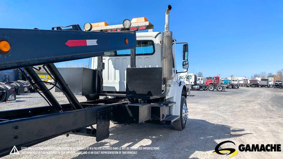 FREIGHTLINER M2 106 TOW TRUCK 2007 à vendre