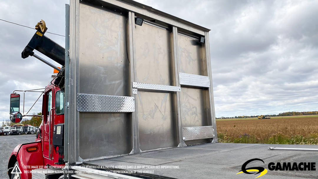 KENWORTH T300 CRANE TRUCK / BOOM TRUCK ROLLING TARP 2007 à vendre