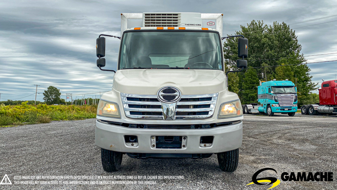 HINO 185 REEFER TRUCK THERMO-KING 2010 à vendre