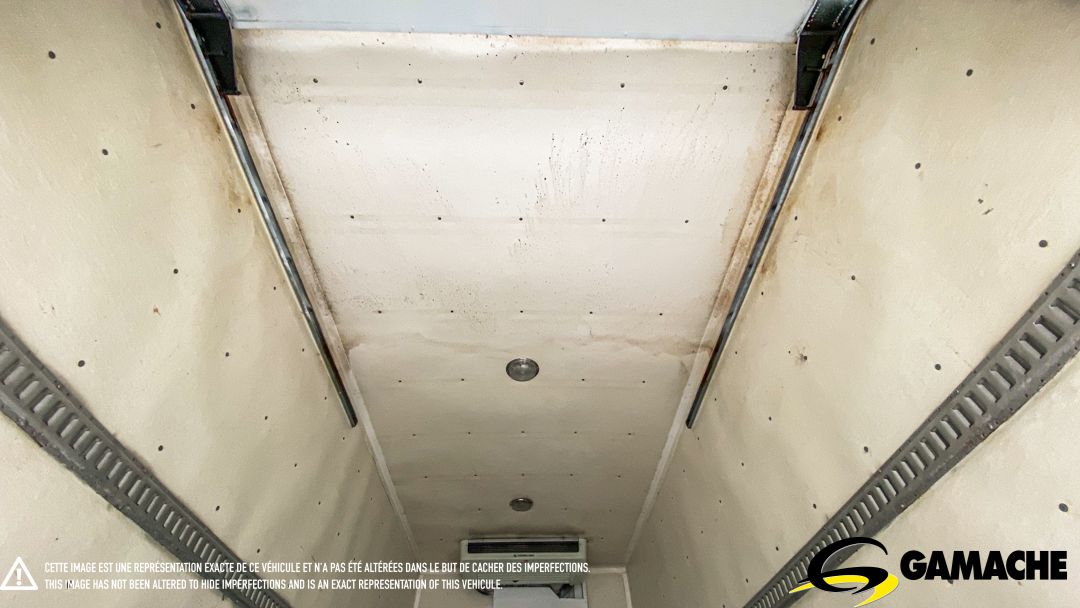 HINO 185 REEFER TRUCK THERMO-KING 2010 à vendre