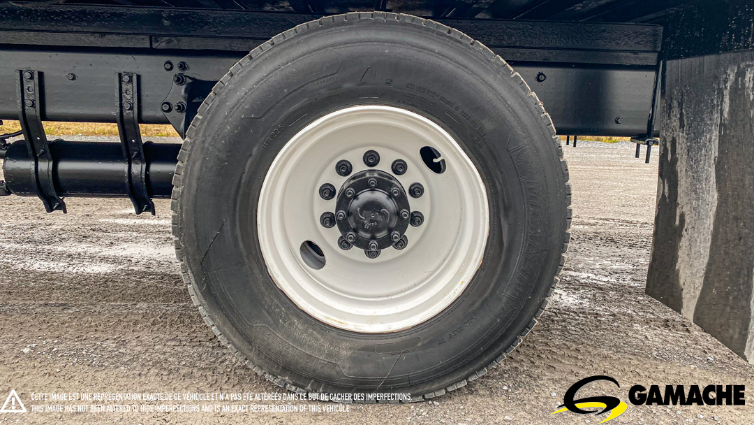 FREIGHTLINER M2 106 STRAIGHT BODY TRUCK DRY BOX VAN 2014 à vendre