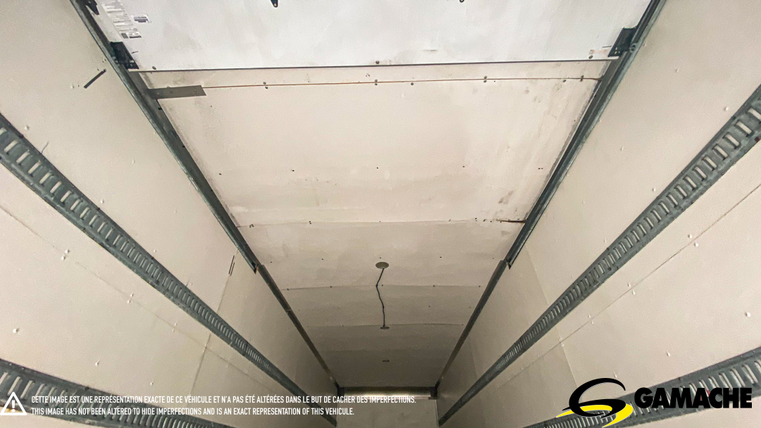 FREIGHTLINER M2 106 STRAIGHT BODY TRUCK DRY BOX VAN 2014 à vendre