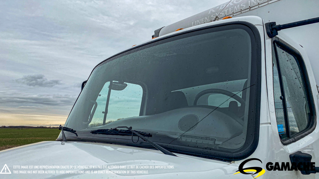 FREIGHTLINER M2 106 STRAIGHT BODY TRUCK DRY BOX VAN 2014 à vendre