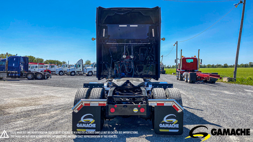 INTERNATIONAL LONESTAR HIGHWAY / SLEEPER TRUCK 2016 à vendre