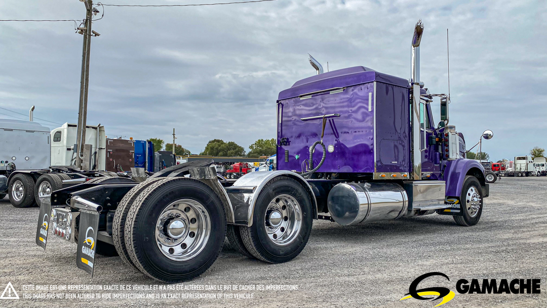 INTERNATIONAL 9900I HIGHWAY / SLEEPER TRUCK 2016 à vendre