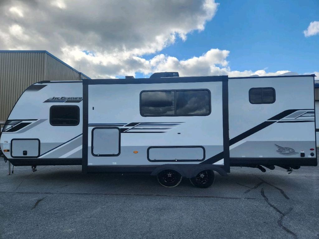 Jayco Jay Feather 24BH 2025 à vendre