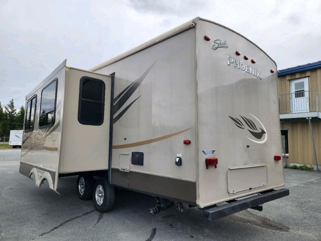 Shasta Phoenix 28RB XLT 2015 à vendre
