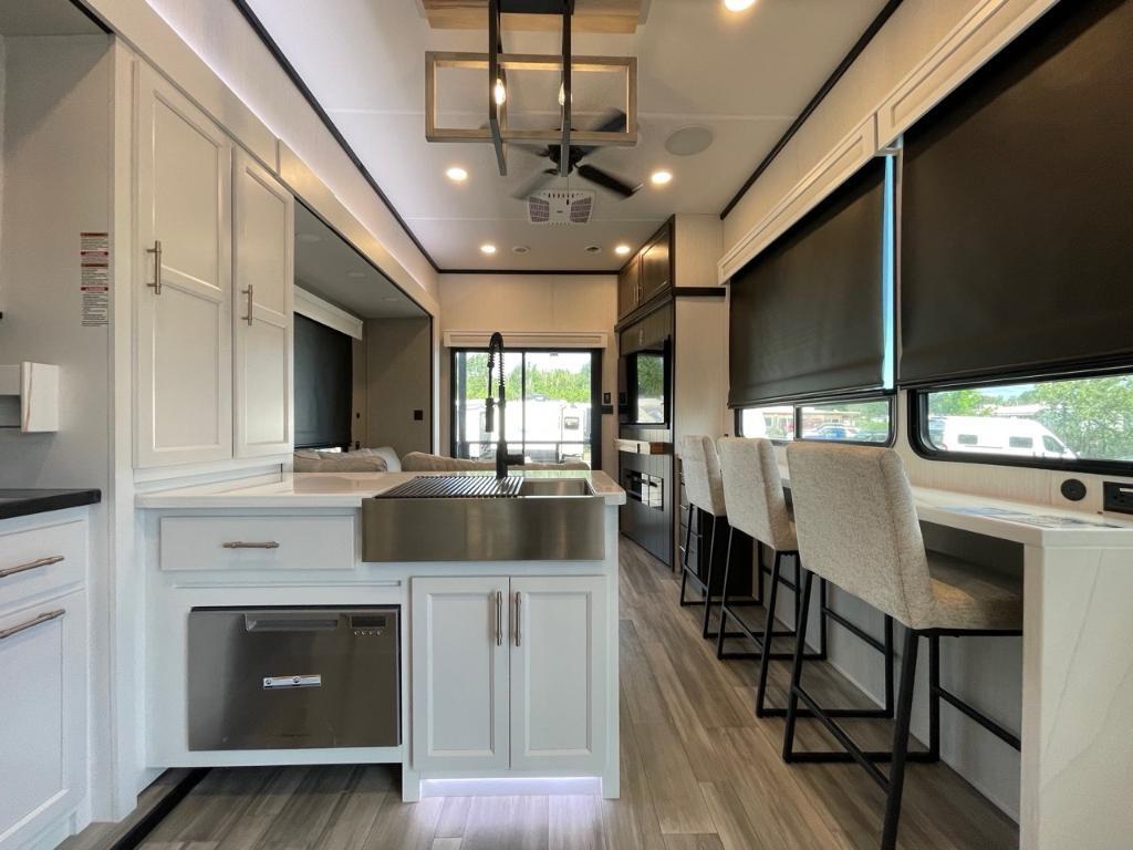 Cedar Creek Cottage 40CFD LOFT 2024 à vendre