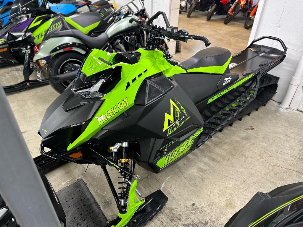 Arctic Cat M 600 Sno Pro 154 2.6 2025 à vendre