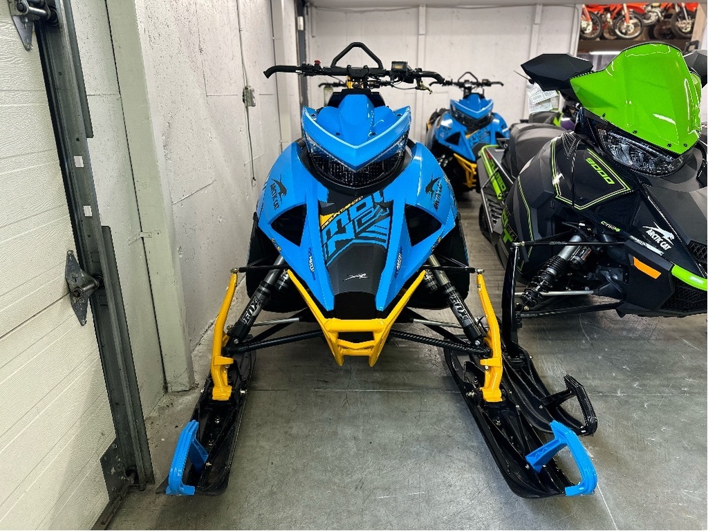 Arctic Cat M 8000 Mountain Cat Alpha One 165 2023 à vendre