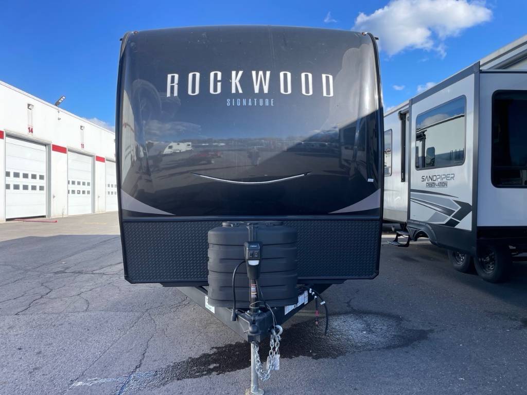 Rockwood Ultra Lite 8332SB 2025 à vendre