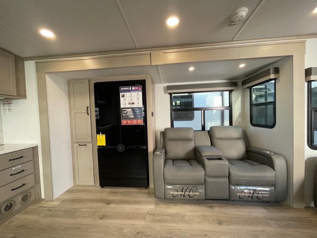 Rockwood Ultra Lite 8332SB 2025 à vendre