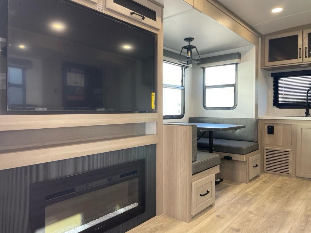 Rockwood Ultra Lite 8332SB 2025 à vendre