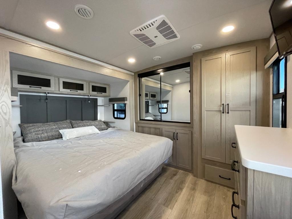 Rockwood Ultra Lite 8332SB 2025 à vendre