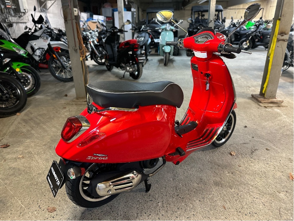 Vespa Sprint 50 2023 à vendre