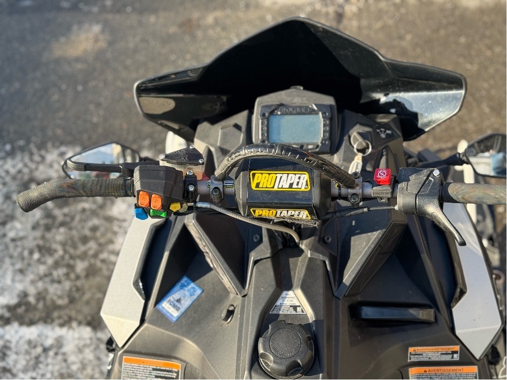 Polaris 800 SKS 146 2018 à vendre