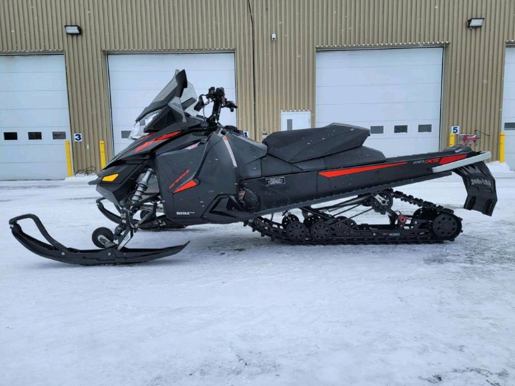Bombardier Renegade Adrenaline 900 ace 2016 à vendre