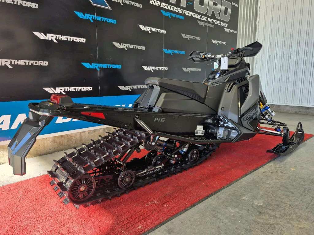 Polaris 850 SwitchBack Assault 146 2025 à vendre